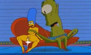 Marge Simpsons violentada
